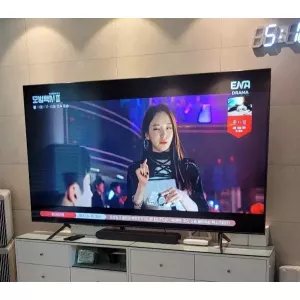 삼성 85인치 크리스털 UHD 4K 스마트 TV